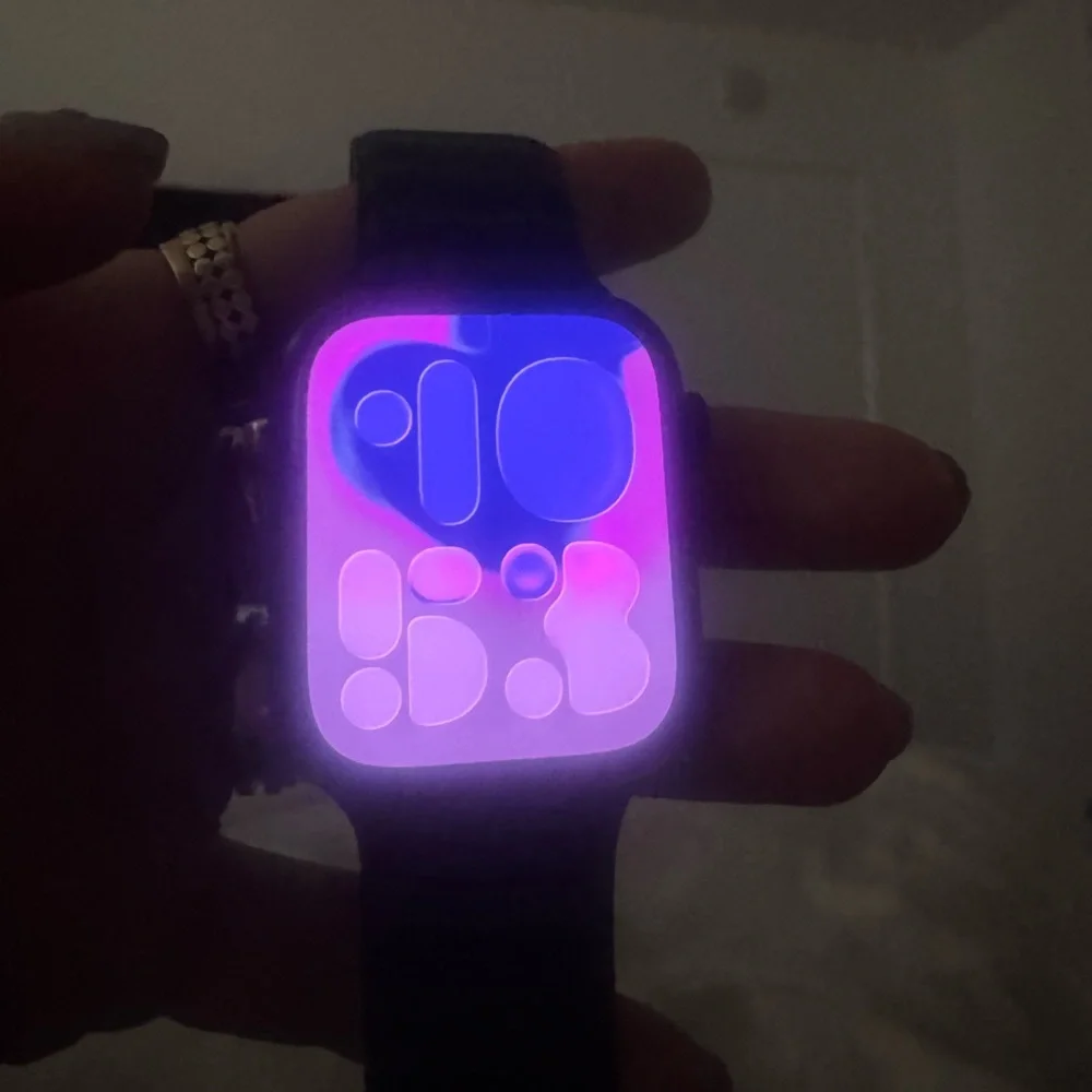 APPLE WATCH Series 8 GPS 32GB with Apple Leather Link Magnetic Sports Band 45mm